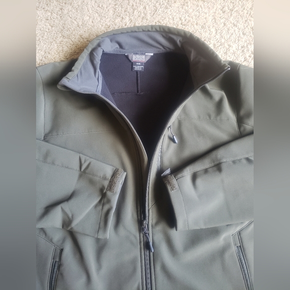 Outdoor Research Fleece-Lined Full Zip Rain Defender Soft Shell Jacket - - Picture 7 of 8